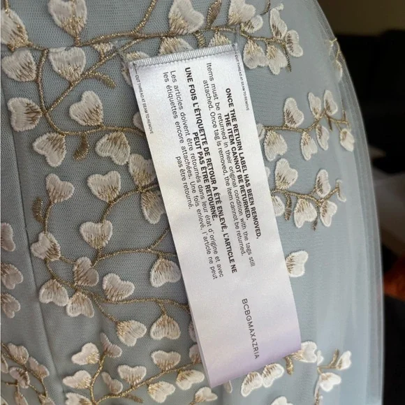 BCBGMaxAzria White Sleeveless V-Neck Maxi Dress - Picture 6 of 7